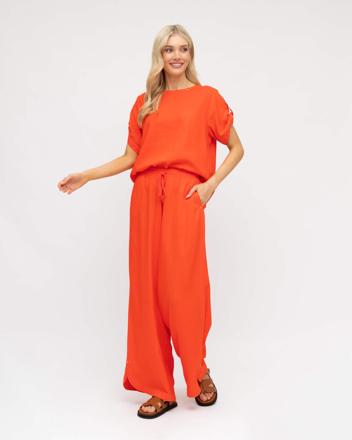 RELAXED CO-ORD TAB SLEEVE BLOUSE