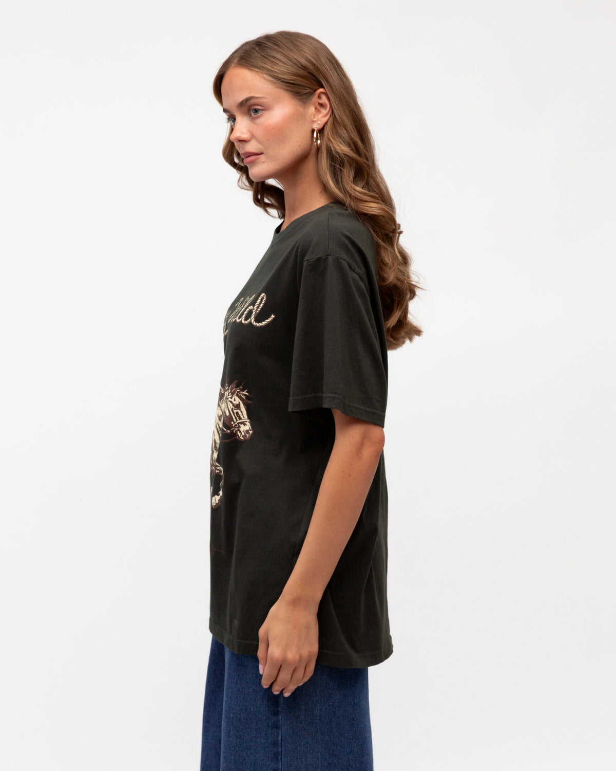 STAY WILD TEE