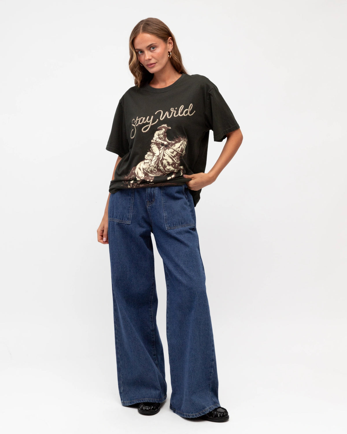 STAY WILD TEE