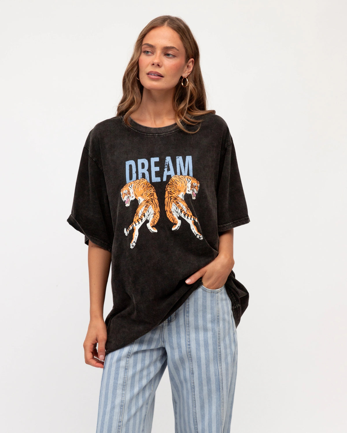 DREAM TEE