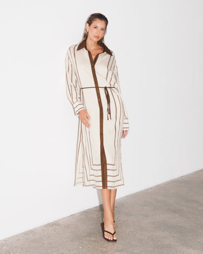 Shop White Closet Wholesale Clothing | Global Fashion House