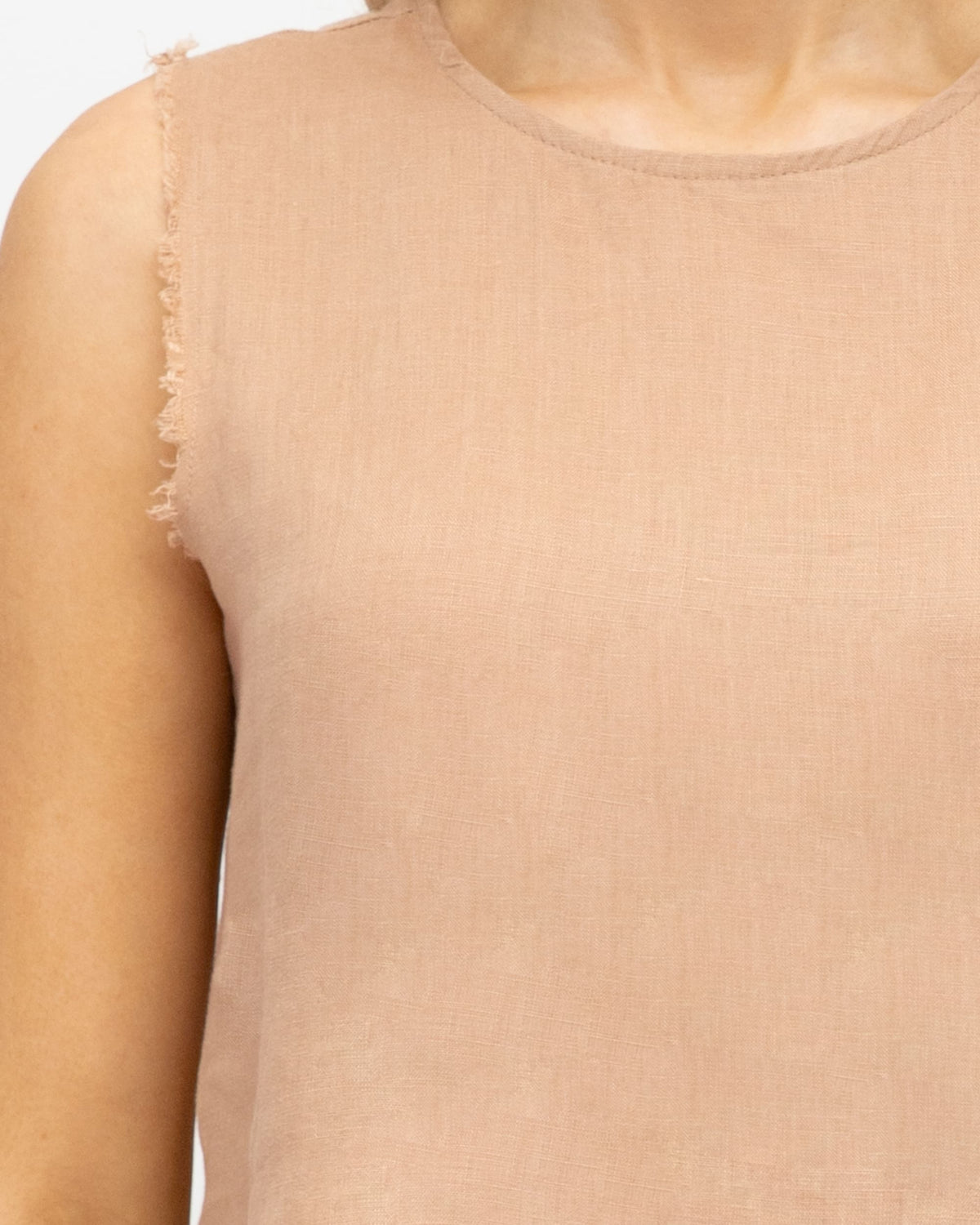 LINEN CO-ORD TANK WITH FRAYED EDGES