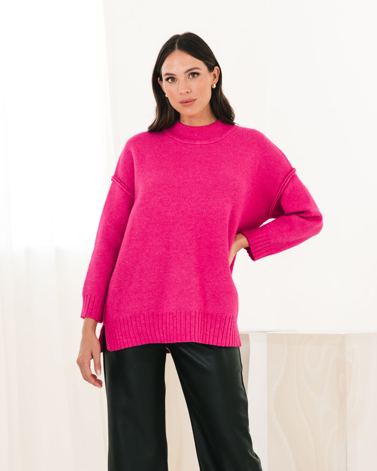 HOT PINK OVERSIZED FRONT SEAM KNIT JUMPER