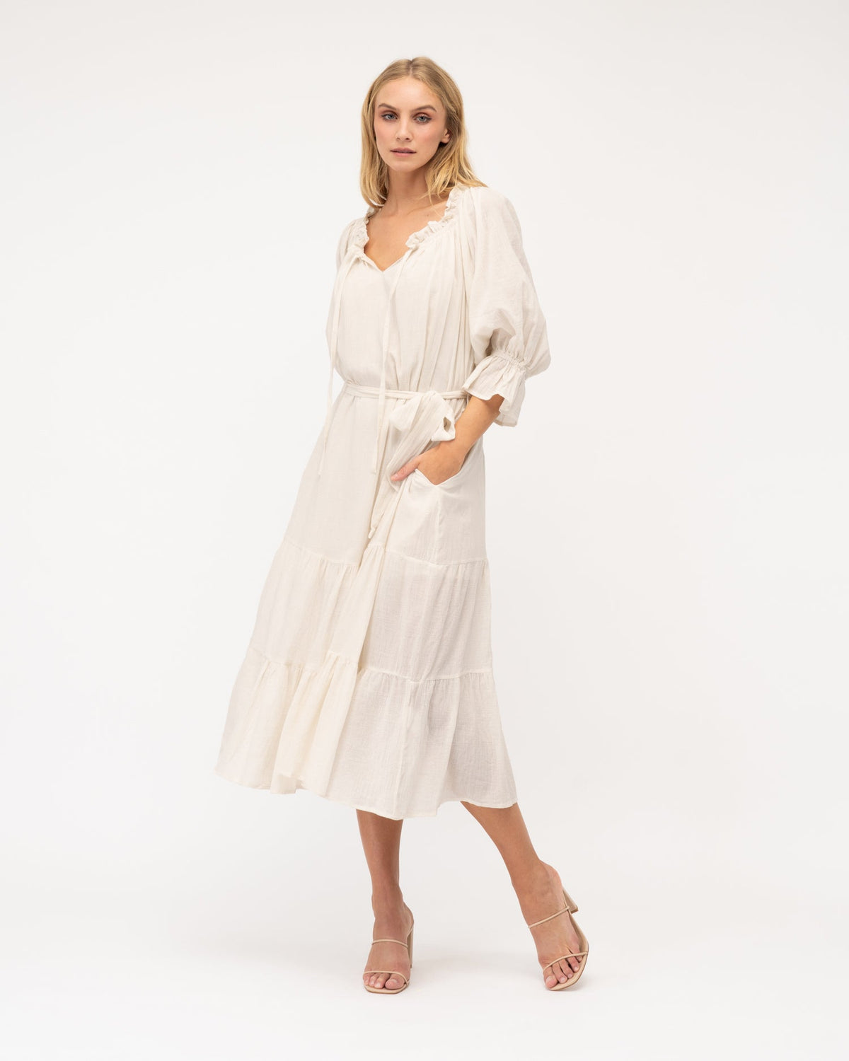 WHITE TIERED LONG SLEEVE MAXI DRESS